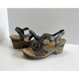 Rieker Roberta Women's 7.5 Wedge Sandals Gray Leather Slingback Zipper Rosette
